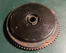 Load image into Gallery viewer, 70 50 60 65 hp Johnson Evinrude 0584360 584360 Flywheel 0329267 FLYWHEEL NUT TWO STROKE 1992-2000
