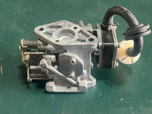 Lade das Bild in den Galerie-Viewer, 9.8 8 hp Tohatsu Mercury Nissan 3303-80368703 3303-803687A04 CARBURETOR f43b two stroke oem
