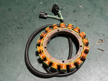 Load image into Gallery viewer, 150 175 200 hp YAMAHA hpdi OEM STATOR 68F-81410-00-00 two stroke ELECTRICAL two connector 2000-2011
