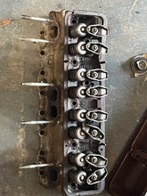 Load image into Gallery viewer, 5.0 5.7 Liter OMC 1989 cylinder heads 3853852 985431 Valve Cover 0986748 volvo
