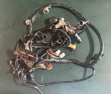 Cargar imagen en el visor de la galería, DF 90 100 115 140 hp Suzuki 36610-90J00 WIRING HARNESS electrical OEM FOUR STROKE, up to 2005
