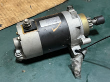 Lade das Bild in den Galerie-Viewer, BF 50 40 hp Honda 31200-ZV5-013 STARTER MOTOR ‘97-07 four stroke BAYS BAZS BLA
