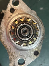 Lade das Bild in den Galerie-Viewer, BF 90 75 hp Honda 31200-ZY9-003 STARTER MOTOR ASSY four stroke
