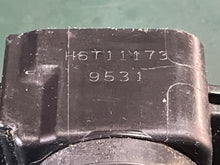 Lade das Bild in den Galerie-Viewer, DF 175 150 200 hp Suzuki IGNITION COIL 33410-96L00 four stroke 2015-2023

