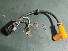 Load image into Gallery viewer, DT 150 200 hp Suzuki ig-39 IGNITION COIL 7” boot cord 33410-92E00 two stroke 1998-2003
