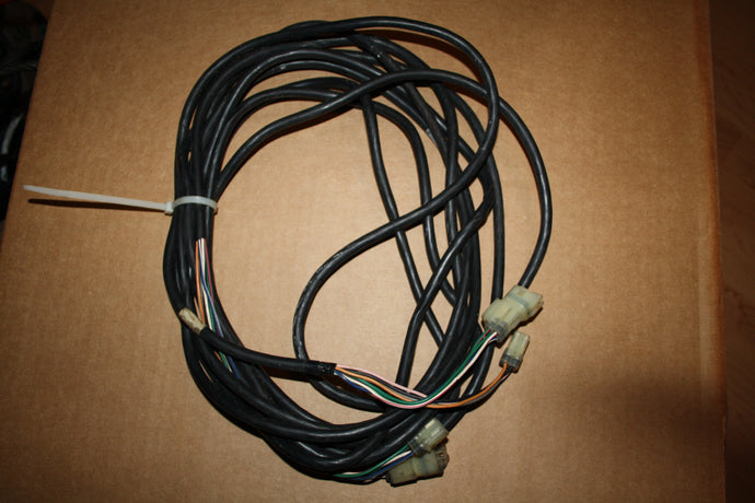 OEM Yamaha two stroke outboard Trim and Oil Harness (68F-82553-90-00)