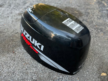 Cargar imagen en el visor de la galería, DF 40 50 hp Suzuki 61400-87Y41-0EP ENGINE COVER SET Top Cowl 2009 03-09
