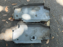 Lade das Bild in den Galerie-Viewer, 3.5 hp Tohatsu Nissan N13670042 MOTOR COVER LEFT port N13670032 313670032 COVER RIGHT strbd TWO STROKE
