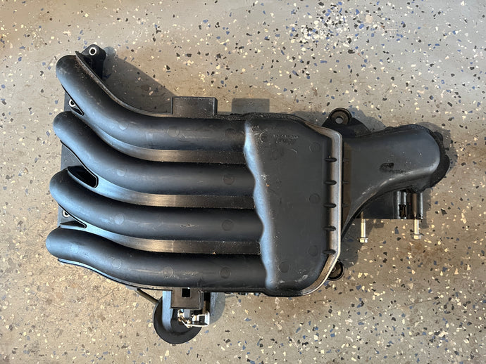 BF 135 150 hp Honda 17110-ZY6-003 INTAKE MANIFOLD assy