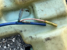 Load image into Gallery viewer, 90 hp YAMAHA OIL TANK COMP 6H1-21707-07-00, 6H1-85720-10-00 OIL LeVeL GAUGE two stroke
