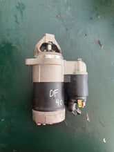 Cargar imagen en el visor de la galería, DF 40 50 hp Suzuki 31100-94J21 STARTING MOTOR ASSY 31151-94J00 CASE oem TESTED
