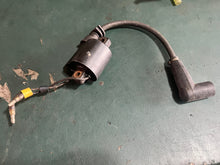 Lade das Bild in den Galerie-Viewer, 50 40 30 hp Yamaha IGNITION COIL 5” boot cord 6H4-85570-20-00 two stroke 1985-1996 $35
