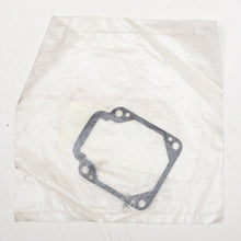Lade das Bild in den Galerie-Viewer, 4 5 hp Yamaha 6e0-14384-00 gasket, float chamber - air cleaner carburetor, repair
