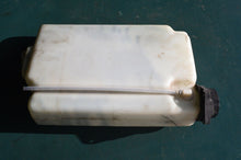 Load image into Gallery viewer, 115 hp 125 hp Mercury Mariner Outboard Oil Reservoir Tank 1256-8628a
