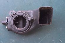 Cargar imagen en el visor de la galería, 25 hp Evinrude E-tec Air Silencer Intake 5007320, E25dtlina, OMC
