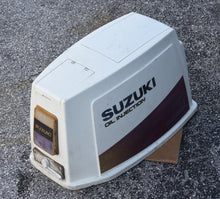 Load image into Gallery viewer, DT 75 85 hp Suzuki Cowling white engine cover 61404-95850-01T 2 cylinder Two Stroke
