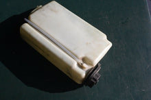 Load image into Gallery viewer, 115 hp 125 hp Mercury Mariner Outboard Oil Reservoir Tank 1256-8628a
