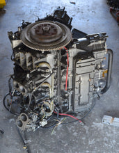 Load image into Gallery viewer, DT 150 200 Suzuki V6 Carbureted Long-block Powerhead,w electrical

