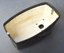 Lade das Bild in den Galerie-Viewer, 8 9.8 hp Nissan tohatsu 3K9S675001 MOTOR COVER UPPER two stroke
