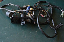 Lade das Bild in den Galerie-Viewer, BF 75 - 225 hp Honda Key Panel Assembly 35100-zv5-003 &amp; gauge harness outboard OEM
