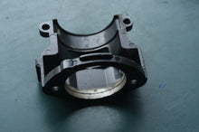 Lade das Bild in den Galerie-Viewer, 60B 60C 70B 70C Tohatsu Nissan Starter Bracket
