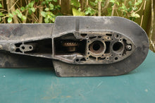 Lade das Bild in den Galerie-Viewer, 75 90  115 125 hp Mercury gearcase 1667 9010, lower unit housing, outboard 3 or 4 cylinder
