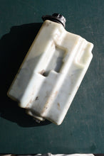 Load image into Gallery viewer, 115 hp 125 hp Mercury Mariner Outboard Oil Reservoir Tank 1256-8628a
