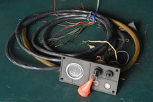 Cargar imagen en el visor de la galería, OMC key panel and harness for electric shift outboards
