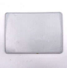 Cargar imagen en el visor de la galería, OMC boat emblem plate 209520, Johnson Evinrude
