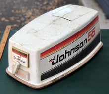 Load image into Gallery viewer, 55 hp Johnson Evinrude engine cover 389307 0389307 top cowl two stroke
