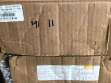 Lade das Bild in den Galerie-Viewer, Volvo Penta 841983 servo power steering pump NLA OEM
