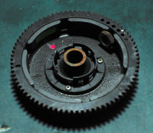 Cargar imagen en el visor de la galería, 25 35 hp Johnson Evinrude OMC 585158 0585158 FLYWHEEL Assy 1997-2003 3 cylinder Two stroke
