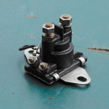 Cargar imagen en el visor de la galería, 25 hp Johnson Evinrude OMC 0586180 586180 SOLENOID Assy starter, 1997-2003 3 cylinder two stroke
