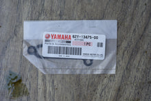 Cargar imagen en el visor de la galería, f 25 30 40 50 hp Yamaha oil pan gasket 62y-13475-00 Four Stroke
