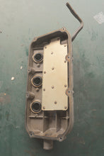 Lade das Bild in den Galerie-Viewer, BF 200 hp Honda 12310-ZY3-405ZA COVER, R. CYLINDER HEAD Four Stroke motor
