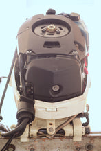 Cargar imagen en el visor de la galería, Super clean 40 hp Evinrude E-tec  20&quot; shaft, with video of operational motor
