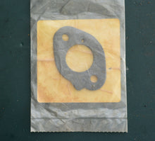 Cargar imagen en el visor de la galería, OMC 508798 Mercury 27-75791 Carburetor Flange Gasket, Aqua Power 629
