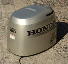 Lade das Bild in den Galerie-Viewer, BF 130 115 hp Honda 63100-ZW5-030ZA ENGINE COVER ASSY cowl , top
