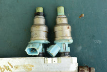 Load image into Gallery viewer, DT 150 175 200 Suzuki Fuel Injectors 15710-92e01, fuel pipe, Two Stroke, Super Six
