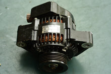 Lade das Bild in den Galerie-Viewer, BF 135 150 hp Honda 31630-ZY6-013 ALTERNATOR, four stroke, motor # 1301165
