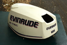 Lade das Bild in den Galerie-Viewer, 25 30 hp Evinrude E-tec top engine cover cowl 285824 0285824 two stroke BRP
