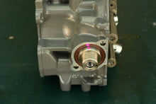 Cargar imagen en el visor de la galería, BF 200 225 250 hp Honda 12215-ZY3-000ZA CYLINDER HEAD, four stroke 2005
