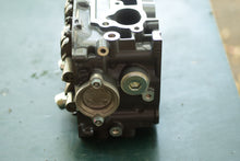 Cargar imagen en el visor de la galería, BF 200 225 250 hp Honda 12215-ZY3-000ZA CYLINDER HEAD, four stroke 2005
