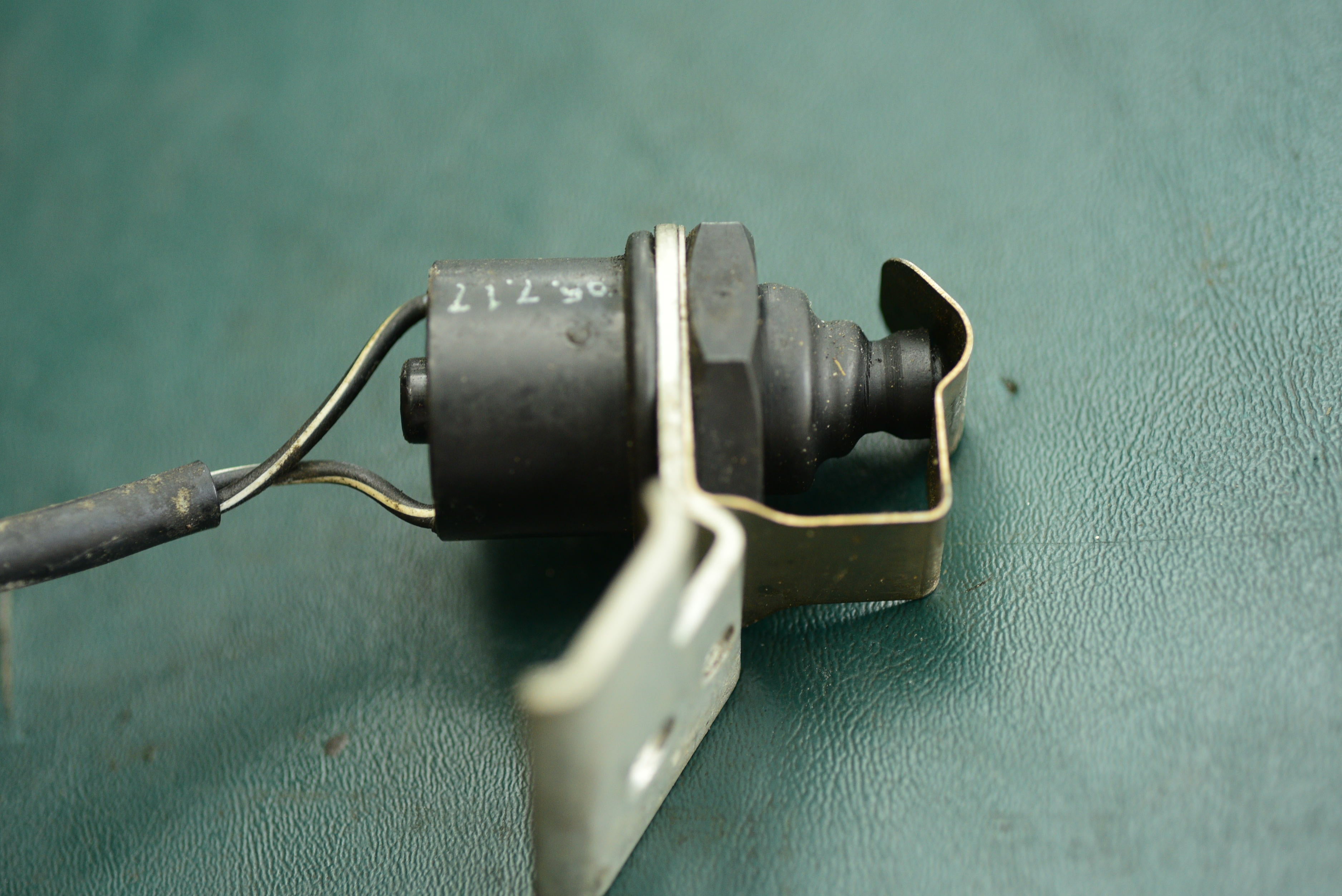 BF 40 45 50 hp Honda NEUTRAL Safety SWITCH 35600ZV5003 Superseded by