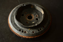 Cargar imagen en el visor de la galería, DF 25 hp Suzuki 32102-95J00 FLYWHEEL, twin v four stroke
