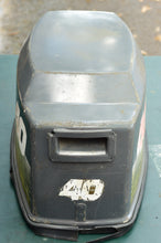 Lade das Bild in den Galerie-Viewer, 40 hp Tohatsu Nissan engine cover 361S675004, top cowl, two stroke
