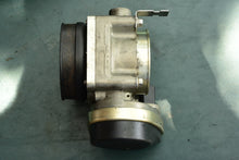 Load image into Gallery viewer, 135 150 175 200 hp Mercury Verado throttle body 892949t02 ETC INDUCTION ASSY
