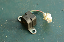 Lade das Bild in den Galerie-Viewer, 40 50 70 90 hp Tohatsu Nissan 3T5061450 CRANK POSITION SENSOR two stroke TLDI
