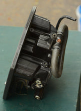 Lade das Bild in den Galerie-Viewer, DF 25 hp Suzuki 11501-95J02-0EP OIL PAN, twin v engine, NLA part, four stroke 2006 outboard
