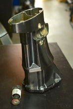 Cargar imagen en el visor de la galería, DF 25 hp Suzuki 52111-95J10-0EP DRIVE SHAFT HOUSING, twin v four stroke 2006, NLA outboard part
